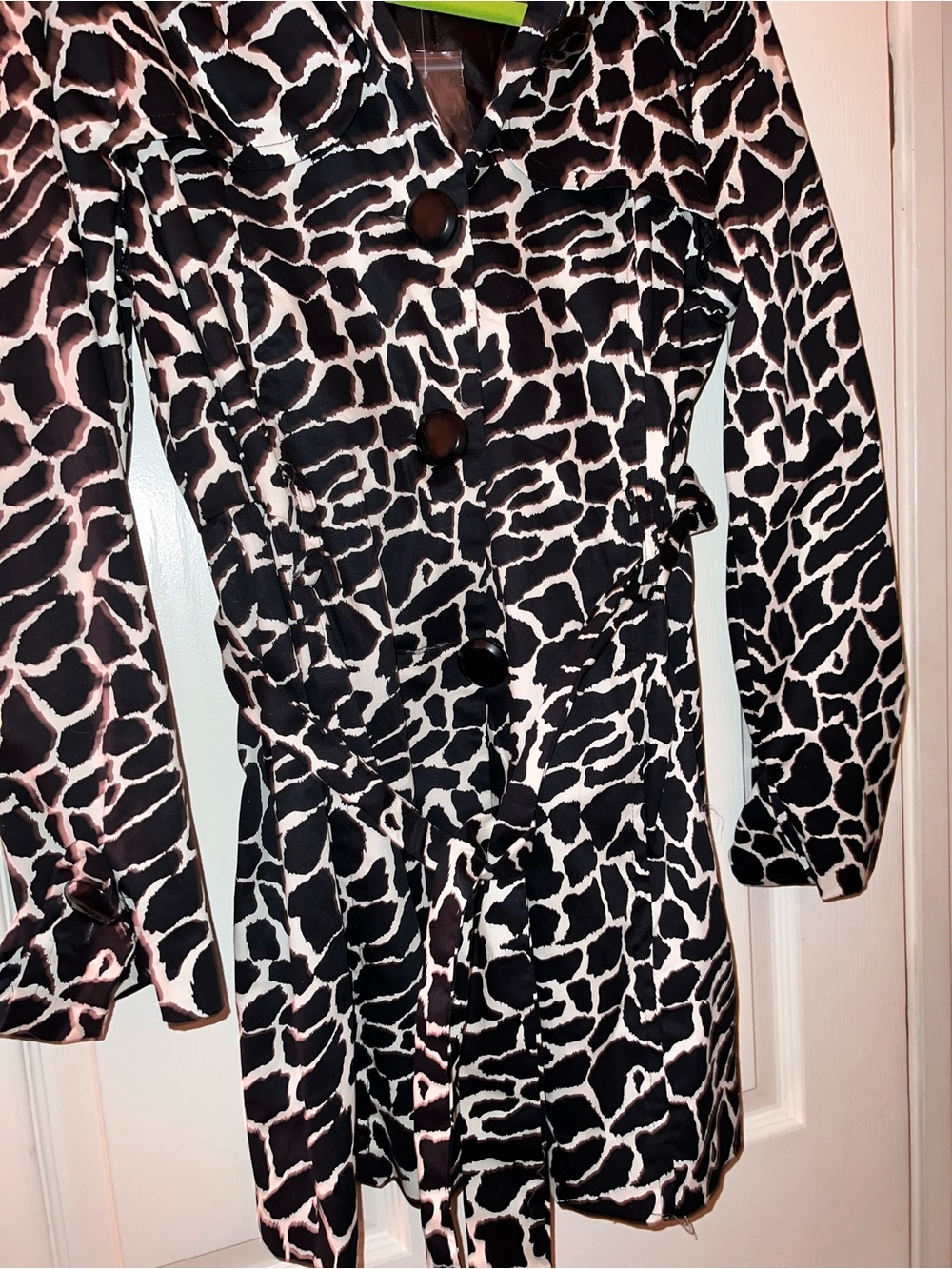 Women's Black & White Printed Trench Coat with Tie Waist